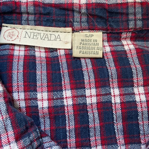 Cute Nevada plaid shirt in size S - Picture 3 of 9